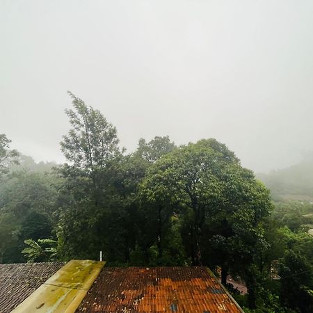 Red Stone Villas Coorg Madikeri Extérieur photo